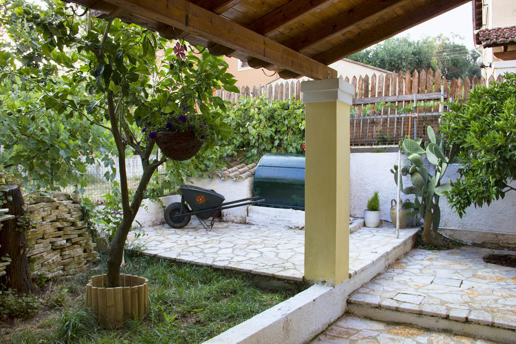 Apartment Salvanos *