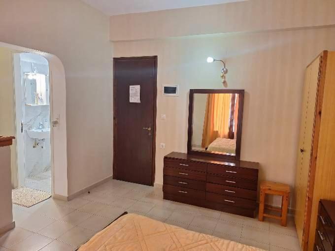 Salvanos Apartment Ypsos